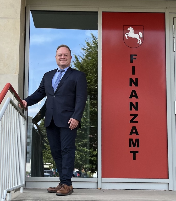 Der neue Leiter des Finanzamts Nienburg/Weser, Herr Menke